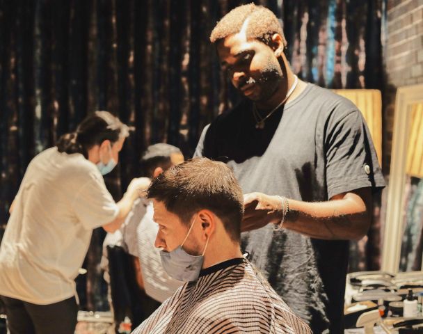 The Style Studio: Free Haircuts & Portraits